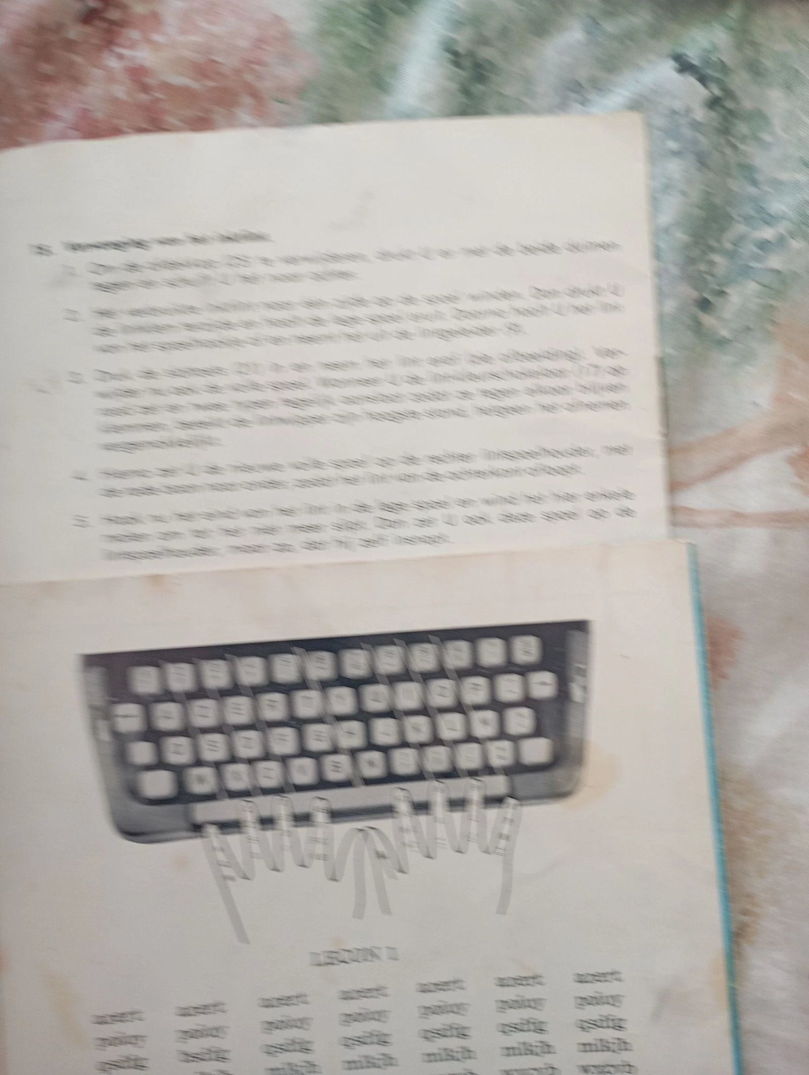 Maquina de escribir vintage  – photo 11